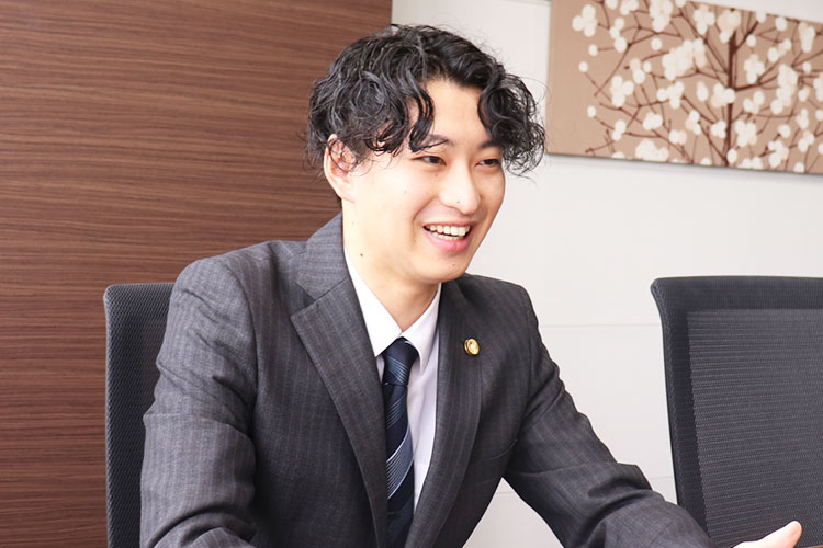 弁護士 池本 稔洋