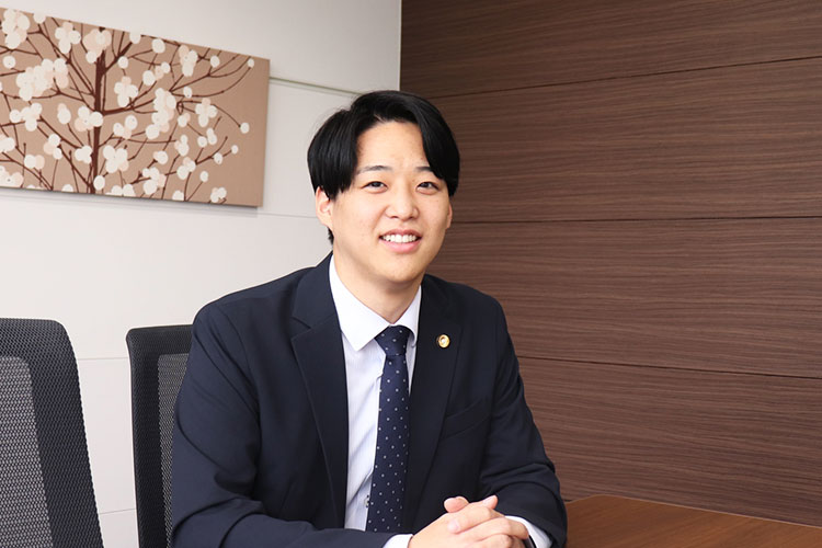 弁護士 松﨑 洋二