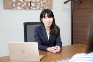 弁護士坂本志乃